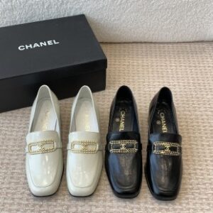 Chanel Pearl-Chain Leather Loafers