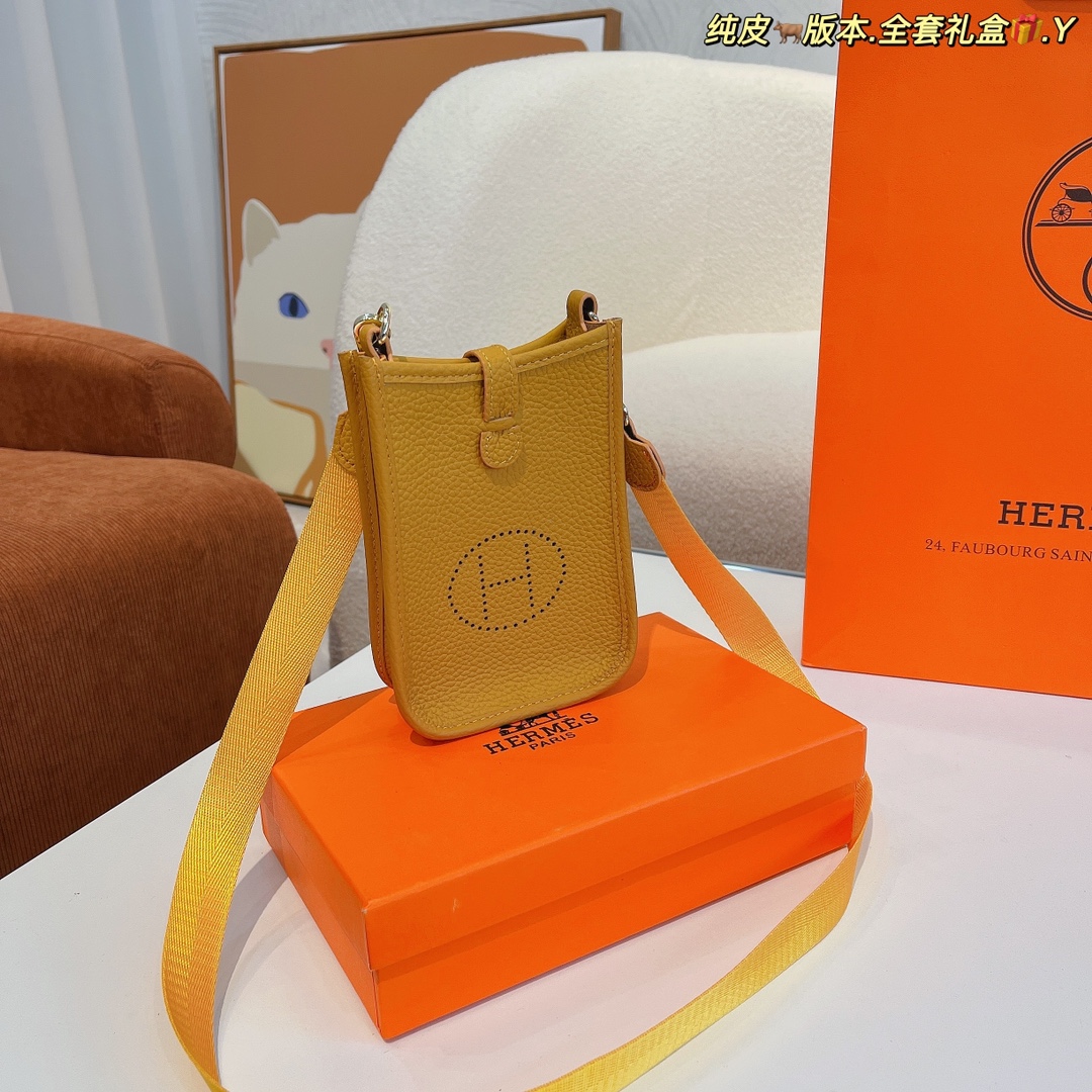 Hermès Evelyne Mini Crossbody Bag