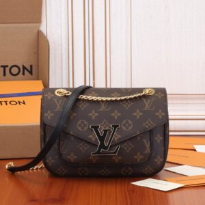 LOUIS VUITTON-2